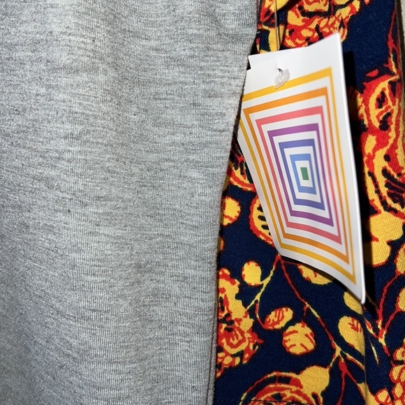 LuLaRoe small womens Randy raglan tee baseball tee 3/4 sleeves comfy floral NWT - Picture 5 of 11
